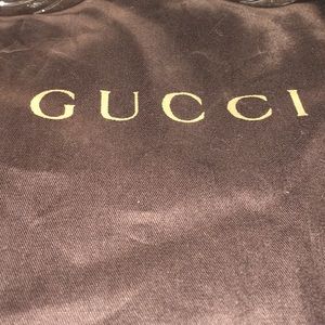 Meet your Posher, Tony